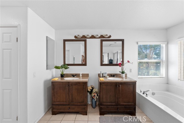 29268 Meandering Circle, Menifee CA: https://media.crmls.org/medias/a6444b47-8f55-43c7-998e-ae8863071ab0.jpg
