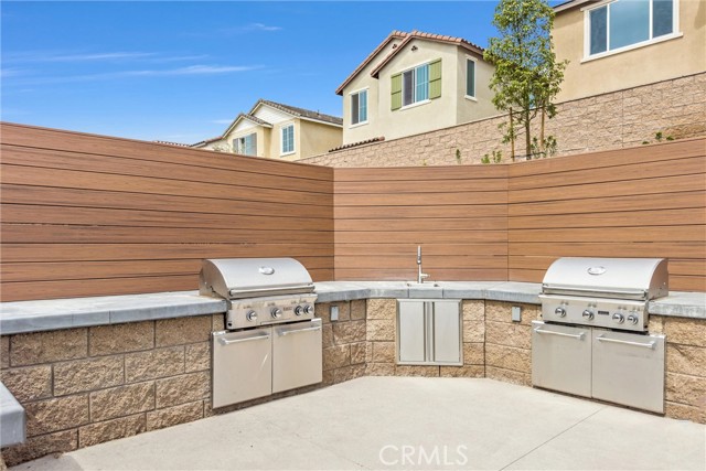 Detail Gallery Image 52 of 57 For 16185 Lozano #6,  Fontana,  CA 92336 - 3 Beds | 2/1 Baths