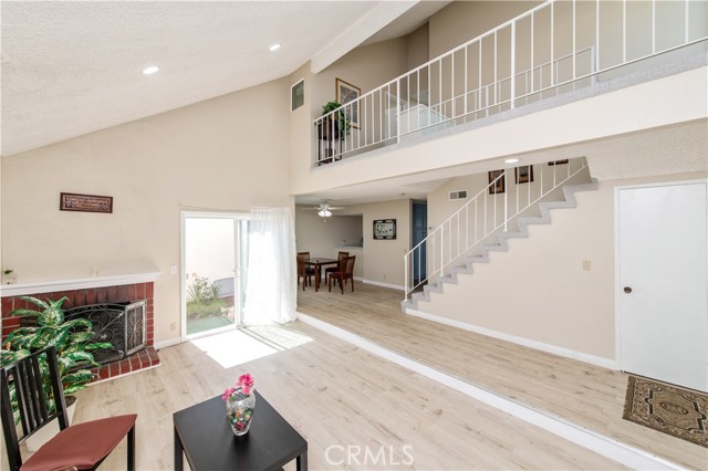 12441 Interior Circle, Los Alamitos CA: https://media.crmls.org/medias/a64522e5-6650-40be-bd47-9a4ec0e11218.jpg