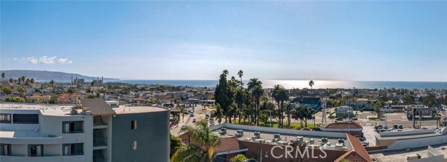 909 Montgomery, Hermosa Beach, California 90254, 2 Bedrooms Bedrooms, ,2 BathroomsBathrooms,Residential,For Sale,Montgomery,SB25230134