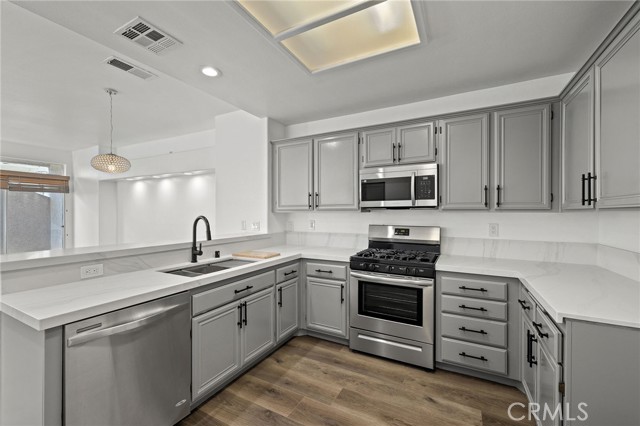 Detail Gallery Image 29 of 60 For 25947 Stafford Canyon Road #G,  Stevenson Ranch,  CA 91381 - 2 Beds | 2 Baths