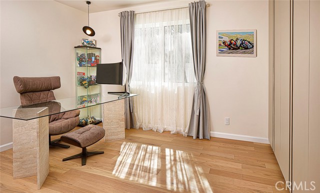 26144 Kenrose Circle, Calabasas CA: https://media.crmls.org/medias/a6459388-ddfb-4e9c-9d2d-8c9418b4b98c.jpg