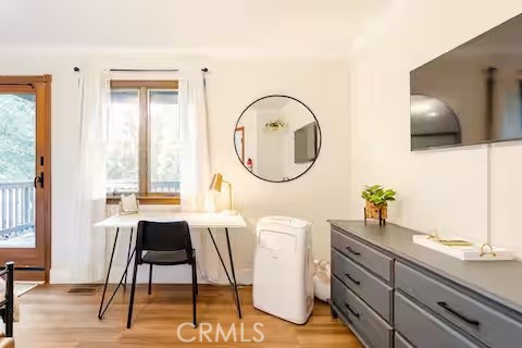 https://media.crmls.org/medias/a645e6ba-dd2c-4878-a635-24b235be7df4.jpg?preset=X-Large