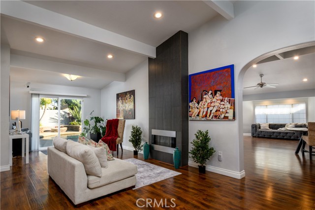 Image 3 of 31 For 1126 Naples  