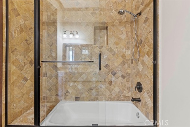 Detail Gallery Image 19 of 41 For 14667 Tyler St, Sylmar,  CA 91342 - 7 Beds | 6 Baths