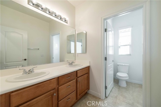 Detail Gallery Image 17 of 21 For 70 Great Lawn, Irvine,  CA 92620 - 4 Beds | 3 Baths