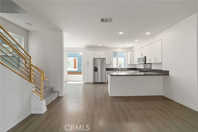 2581 Arvia Street, Los Angeles CA: https://media.crmls.org/medias/a64779ce-0319-4f7b-98fd-f484c0592567.jpg