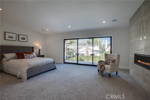 Detail Gallery Image 21 of 26 For 324 Saint Andrews Rd, Newport Beach,  CA 92663 - 5 Beds | 5/1 Baths