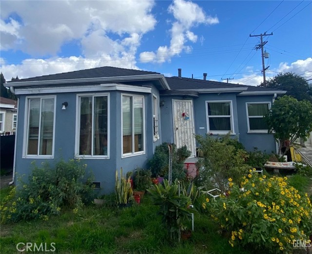 1700 Chester Avenue, Compton, California 90221, 3 Bedrooms Bedrooms, ,2 BathroomsBathrooms,Single Family Residence,For Sale,Chester,SR24028975
