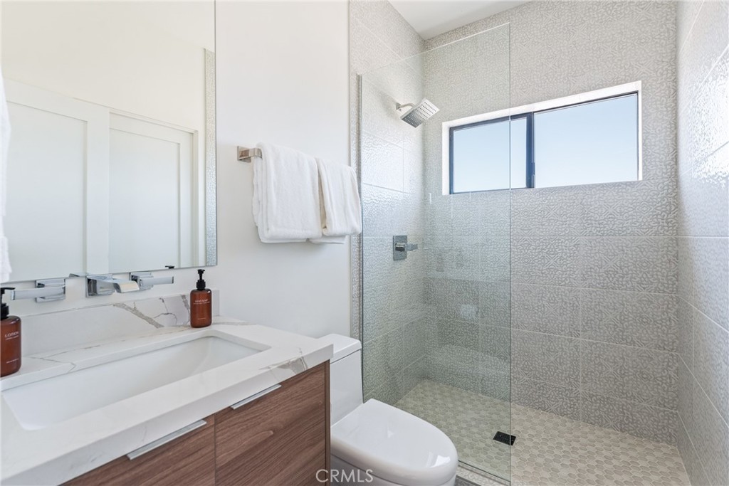 MLS #OC25252213 image #25