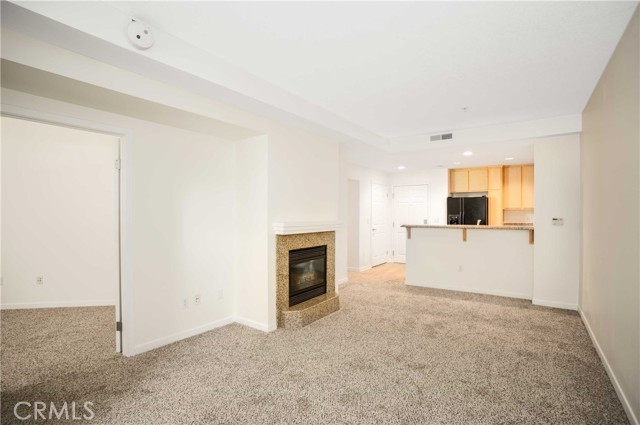 Detail Gallery Image 3 of 14 For 160 S Hudson Ave #303,  Pasadena,  CA 91101 - 2 Beds | 2 Baths