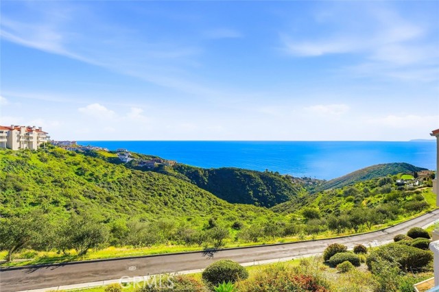 Detail Gallery Image 10 of 60 For 28 Saint Tropez, Laguna Niguel,  CA 92677 - 3 Beds | 3/1 Baths