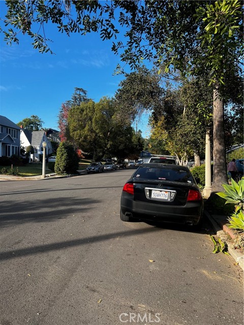 Back street, which home has access to.