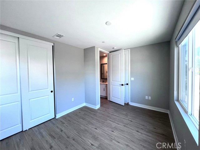 Detail Gallery Image 14 of 26 For 14311 Claro Way, Gardena,  CA 90249 - 4 Beds | 3/1 Baths