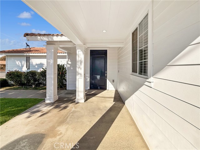 Detail Gallery Image 3 of 34 For 6418 Ringsdale Ct, Bakersfield,  CA 93313 - 3 Beds | 2/1 Baths