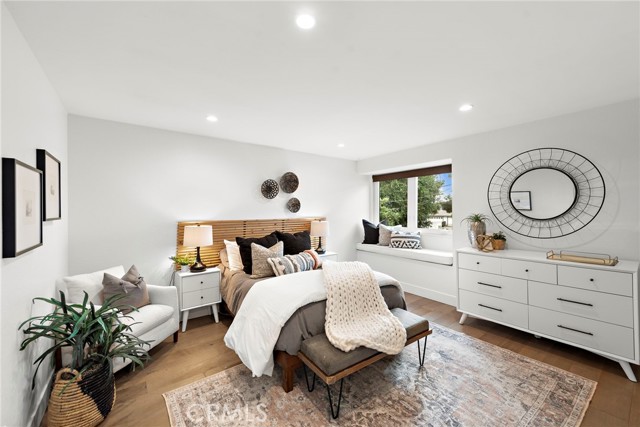 Detail Gallery Image 16 of 35 For 12628 Newport Ave, Tustin,  CA 92780 - 2 Beds | 2/1 Baths