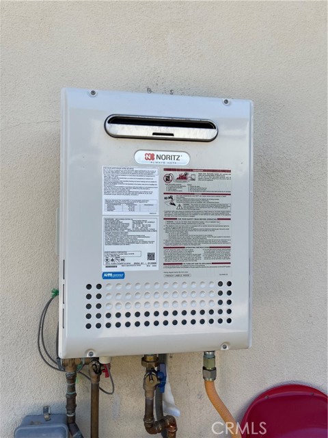 Detail Gallery Image 35 of 40 For 17183 Sunburst, –,  CA 91325 - 3 Beds | 4/1 Baths