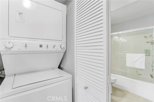 Detail Gallery Image 12 of 28 For 26788 Claudette St #353,  Canyon Country,  CA 91351 - 3 Beds | 2 Baths