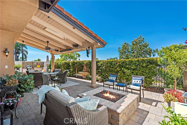 25001 Eaton Ln, Laguna Niguel, CA 92677