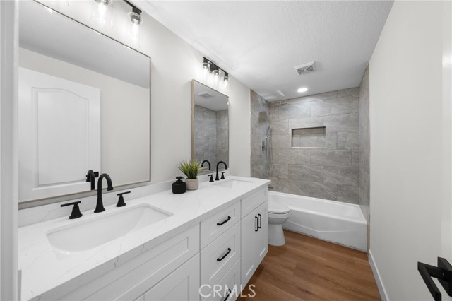 540 Pittsfield Court, Long Beach CA: https://media.crmls.org/medias/a64e7233-3186-467f-b23e-e081eb58e95c.jpg