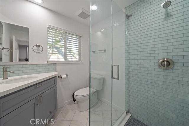 Detail Gallery Image 5 of 6 For 426 Brooks, Laguna Beach,  CA 92651 - 2 Beds | 1 Baths