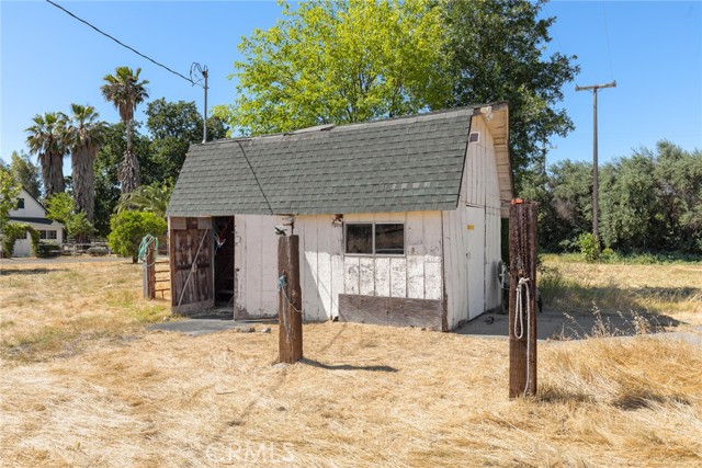 6197 County Road 4, Orland CA: https://media.crmls.org/medias/a64ef1c6-bd5d-42bc-a23f-157aff1a2b02.jpg