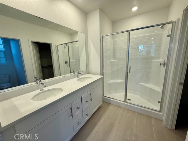 Detail Gallery Image 7 of 22 For 6114 Valentina Way #202,  Corona,  CA 92880 - 2 Beds | 2 Baths