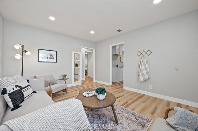 Detail Gallery Image 6 of 34 For 1459 S Euclid Ave #8,  Ontario,  CA 91762 - 3 Beds | 1 Baths