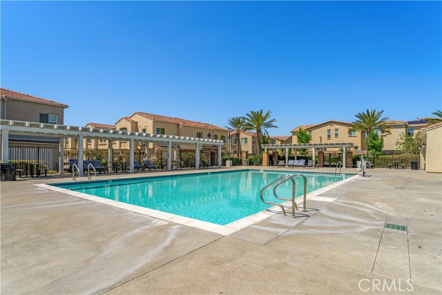 Detail Gallery Image 38 of 59 For 7155 Citrus Ave #315,  Fontana,  CA 92336 - 3 Beds | 2/1 Baths
