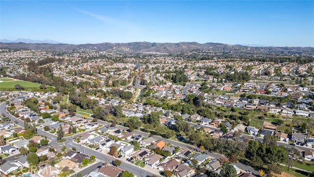 Detail Gallery Image 23 of 24 For 5751 Amberdale Dr, Yorba Linda,  CA 92886 - 3 Beds | 2 Baths