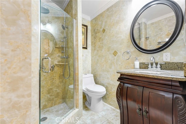 Detail Gallery Image 13 of 16 For 19530 Enadia, Reseda,  CA 91335 - 3 Beds | 2 Baths