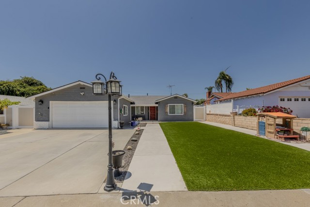 Detail Gallery Image 1 of 26 For 601 Sunrise, Placentia,  CA 92870 - 3 Beds | 2 Baths