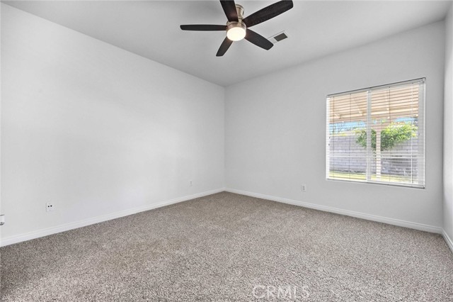 Detail Gallery Image 14 of 27 For 9803 Manhattan, Bakersfield,  CA 93312 - 3 Beds | 2 Baths