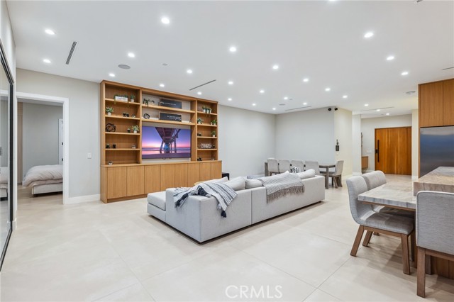 Detail Gallery Image 5 of 28 For 908 Beach, Needles,  CA 92363 - 6 Beds | 6/1 Baths