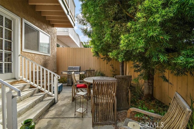 1619 Carlson Lane, Redondo Beach, California 90278, 3 Bedrooms Bedrooms, ,2 BathroomsBathrooms,Residential,Sold,Carlson,SB22146097