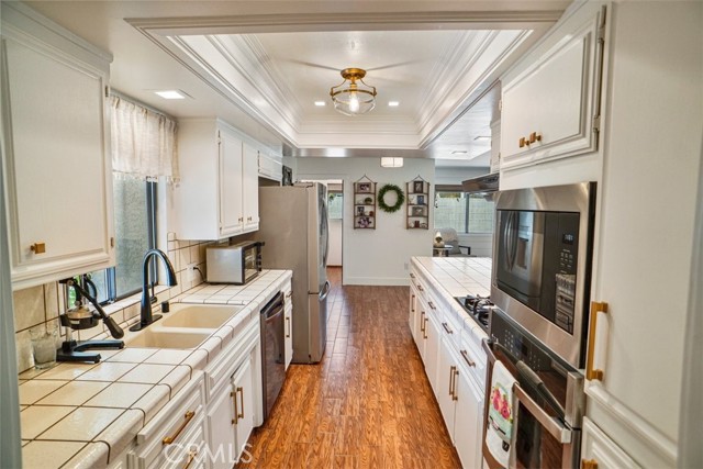 Detail Gallery Image 12 of 27 For 7804 Revelstoke Way, Bakersfield,  CA 93309 - 3 Beds | 2 Baths
