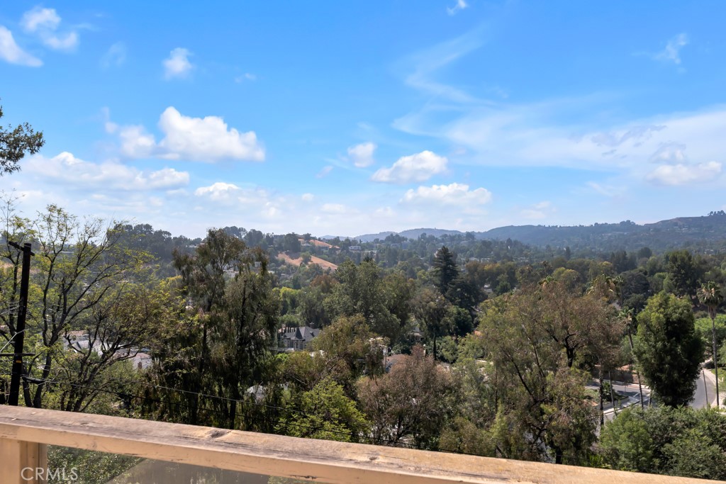 https://media.crmls.org/medias/a6571064-daa9-4d14-845d-10391ecc7ee6.jpg?preset=X-Large
