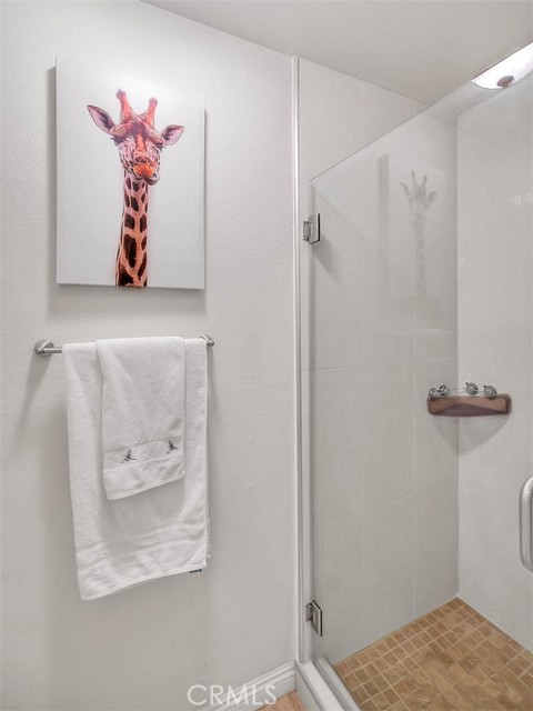 Detail Gallery Image 12 of 21 For 2940 N Verdugo Rd #409,  Glendale,  CA 91208 - 2 Beds | 2 Baths