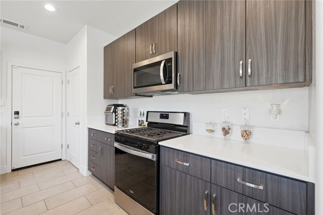 Detail Gallery Image 35 of 67 For 3432 W Good, Visalia,  CA 93277 - 3 Beds | 2/1 Baths