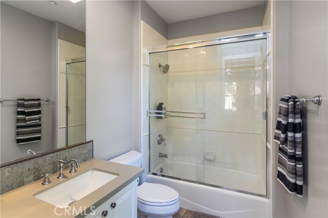 2159 Hathaway Avenue, Westlake Village CA: https://media.crmls.org/medias/a65b1bff-1e8e-4d6e-ade1-9d36d2aaeddd.jpg