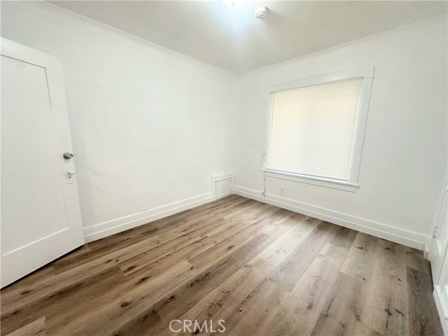 2217 10th Avenue, Los Angeles CA: https://media.crmls.org/medias/a65b89d8-547c-4f23-91db-eaec9f5fb55b.jpg