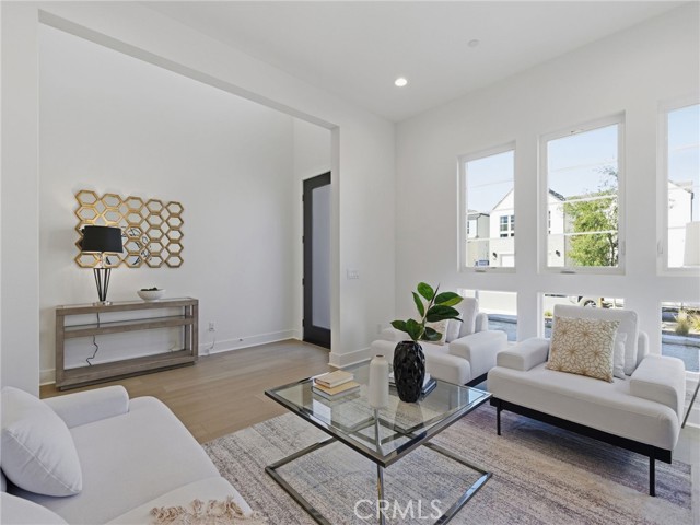 27627 Juniper Lane, Valencia CA: https://media.crmls.org/medias/a65b905d-c335-4c2e-88b6-0dc959842958.jpg