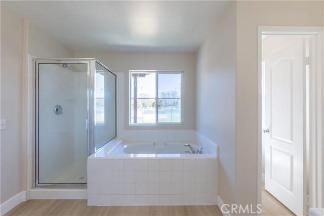 Detail Gallery Image 24 of 38 For 165 Kensington Park, Irvine,  CA 92606 - 4 Beds | 3/1 Baths