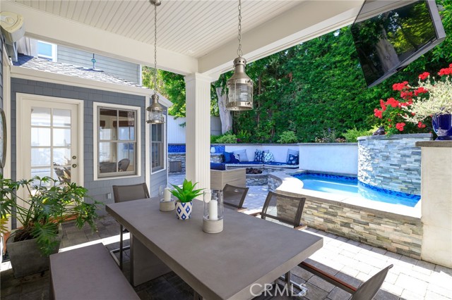 2913 Poinsettia Avenue, Manhattan Beach, California 90266, 5 Bedrooms Bedrooms, ,4 BathroomsBathrooms,Residential,Sold,Poinsettia,SB22091881