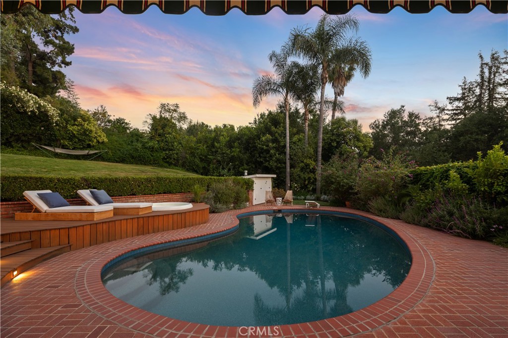 11818 Laurel Hills RoadStudio City img 40