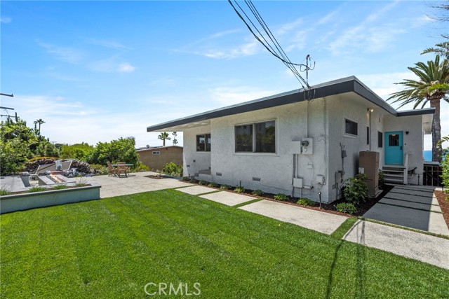 Detail Gallery Image 11 of 29 For 7512 Rindge Ave, Playa Del Rey,  CA 90293 - 3 Beds | 3 Baths