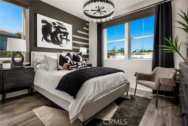 Detail Gallery Image 8 of 10 For 11733 Florence Ave, Santa Fe Springs,  CA 90670 - 4 Beds | 3 Baths