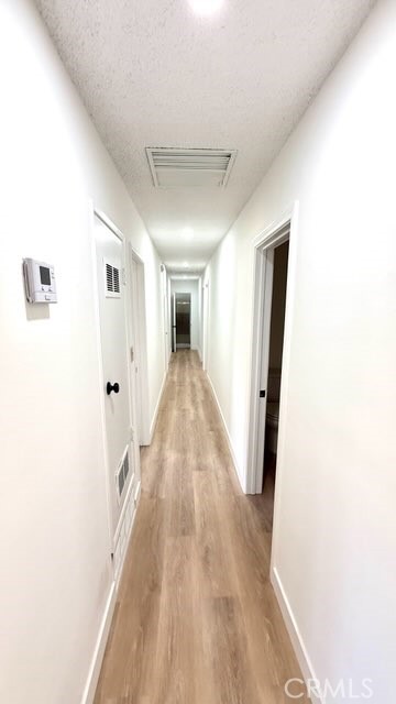 Detail Gallery Image 18 of 34 For 134 W Broadbent, Riverside,  CA 92507 - 4 Beds | 3 Baths