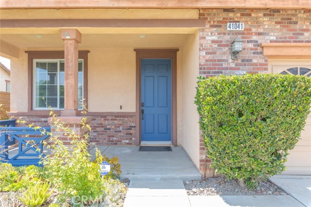 Detail Gallery Image 8 of 59 For 41041 Crimson Pillar Lane, Lake Elsinore,  CA 92532 - 4 Beds | 2/1 Baths