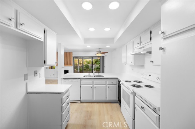 285 Calle Cuervo, San Clemente CA: https://media.crmls.org/medias/a660145f-6fe6-4871-8916-f2f8e33061d6.jpg